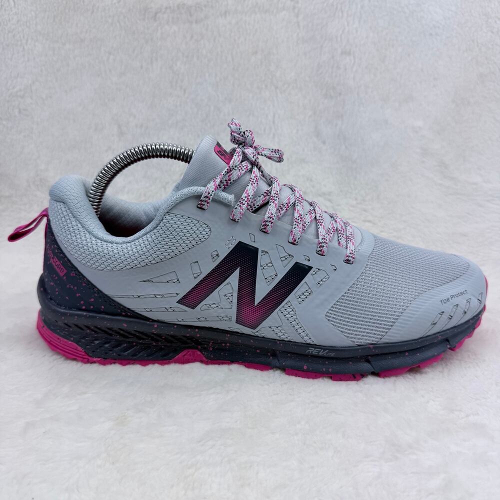 New Balance FuelCore Nitrel V1 Womens Trail Running Shoes Gray Pink Size 9